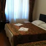 Galley Port Otel