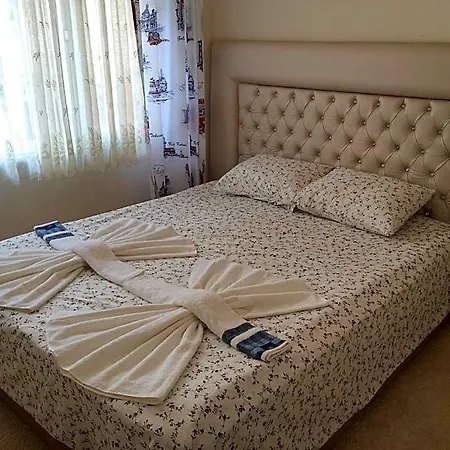 Galley Port Hotel 2*